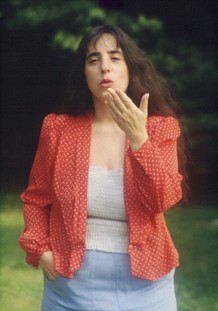 Laura Nyro a Michele Kort Biography Interview with Riveting Riffs